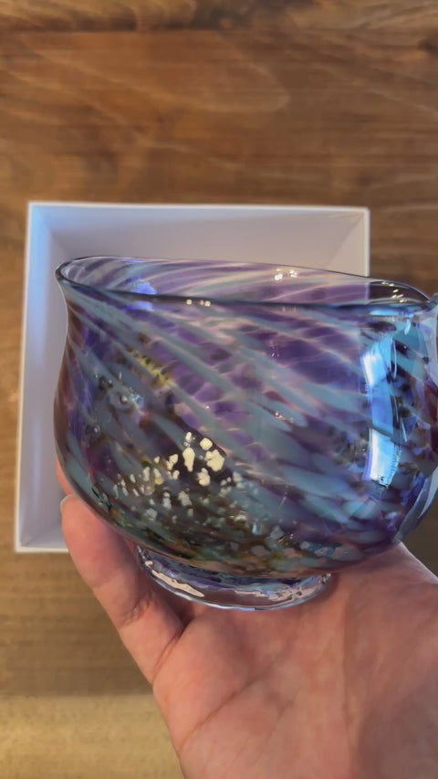 翠華園 SUIKAEN - Katakuchi Glass Chawan Sora  in Purple